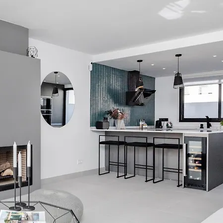 Modern Beachside Townhouse In Costalita - With Sea Views! Vila