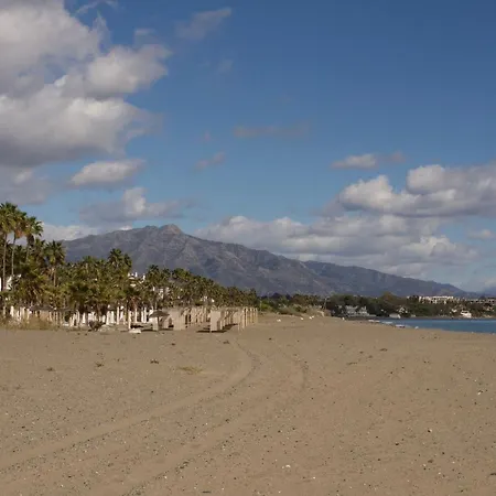 Modern Beachside Townhouse In Costalita - With Sea Views! Vila *