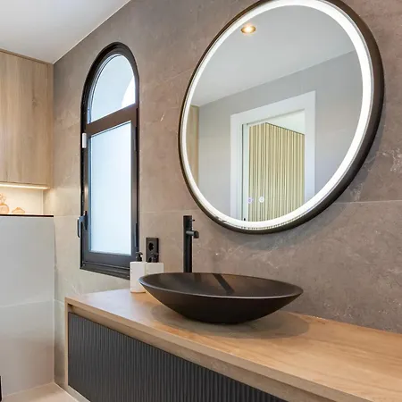 Modern Beachside Townhouse In Costalita - With Sea Views! *