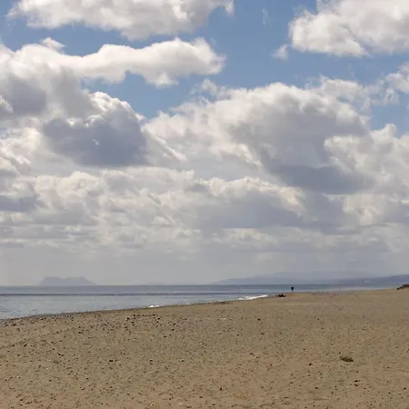 Modern Beachside Townhouse In Costalita - With Sea Views! *