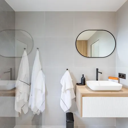 Modern Beachside Townhouse In Costalita - With Sea Views! Villa *