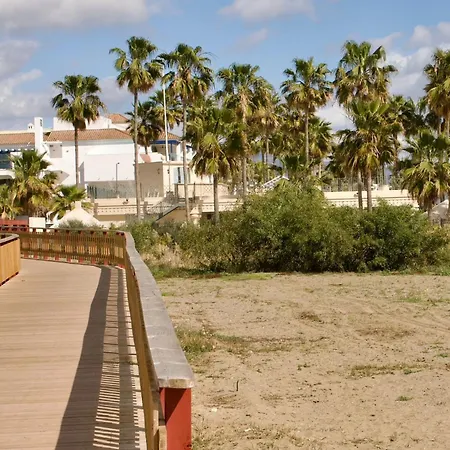 Villa Modern Beachside Townhouse In Costalita - With Sea Views! Estepona